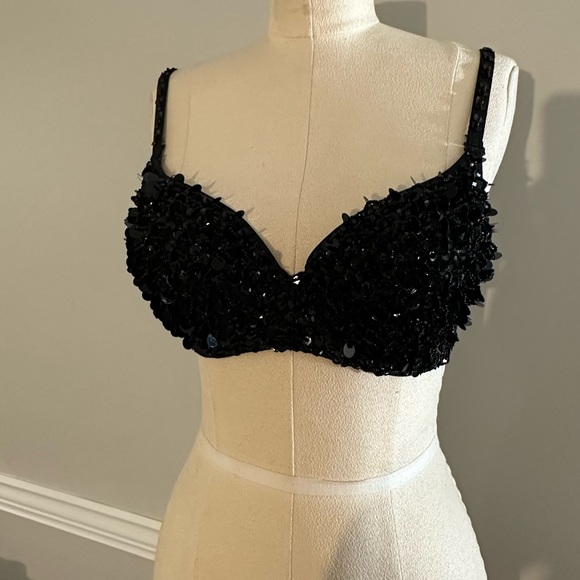 Black Sequin Bra Top Rave Belly Dancing Club wear Halloween Costume ✨🖤 - Picture 4 of 8